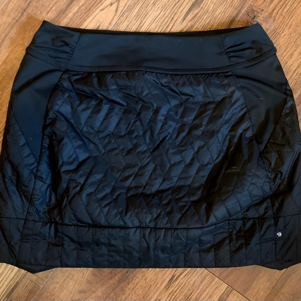 Mountain Hardwear Black Quilted Mini Skirt